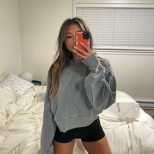 oversized talentless crewneck